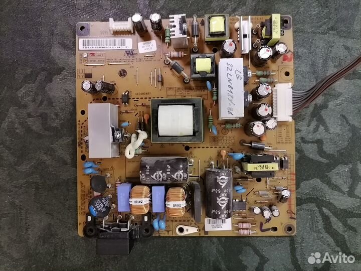 Блок питания к тв LG 32LN613Y бу