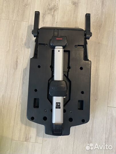 База Isofix для bugaboo
