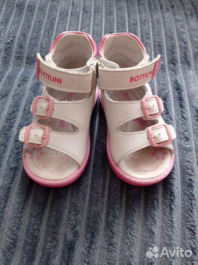 Сандалии 22 размер