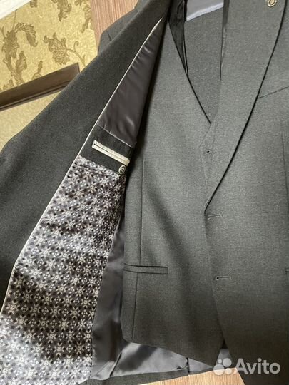 Брючный костюм мужской 54