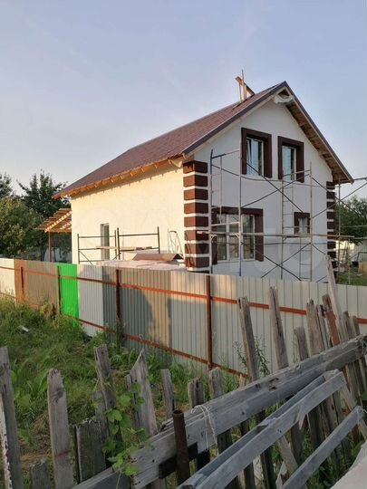 Дом 100 м² на участке 6 сот.