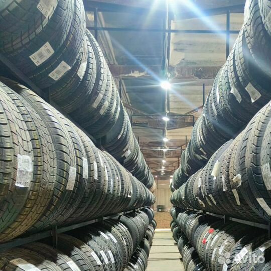 Nokian Tyres Hakkapeliitta R2 SUV 245/60 R18 109R