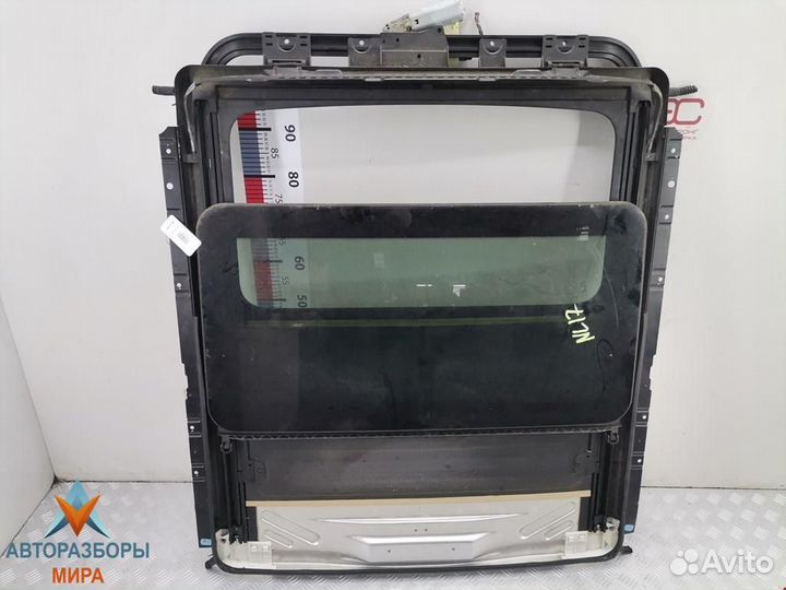 Люк BMW 7 E65/E66/E67 2005 54137028569