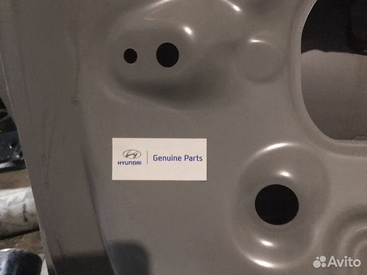 Дверь багажника на Хундай Туссон 15(73700D7010)