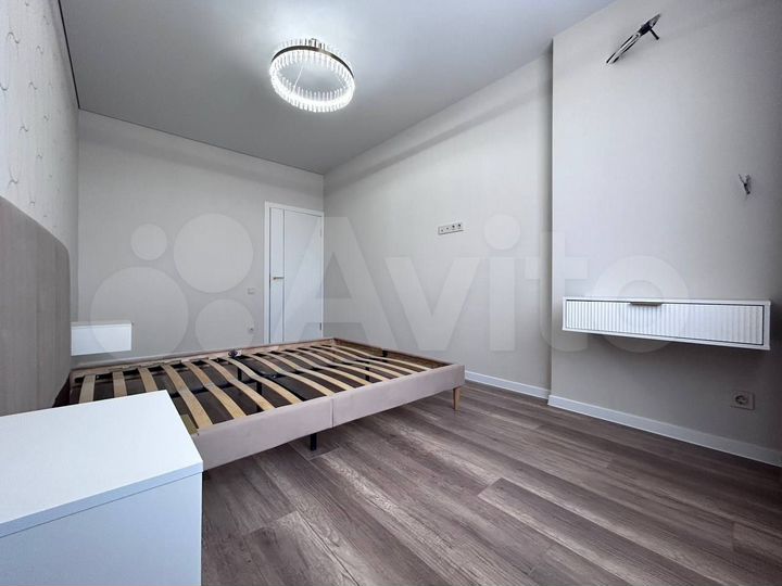 1-к. квартира, 40 м², 8/25 эт.