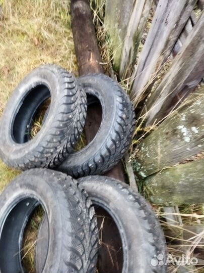 Goodyear UltraGrip Extreme 175/70 R13 82