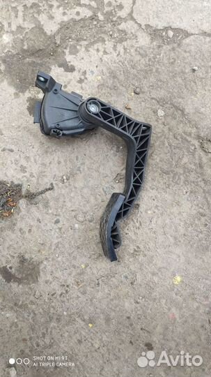 Педаль акселератора Audi A8 D3