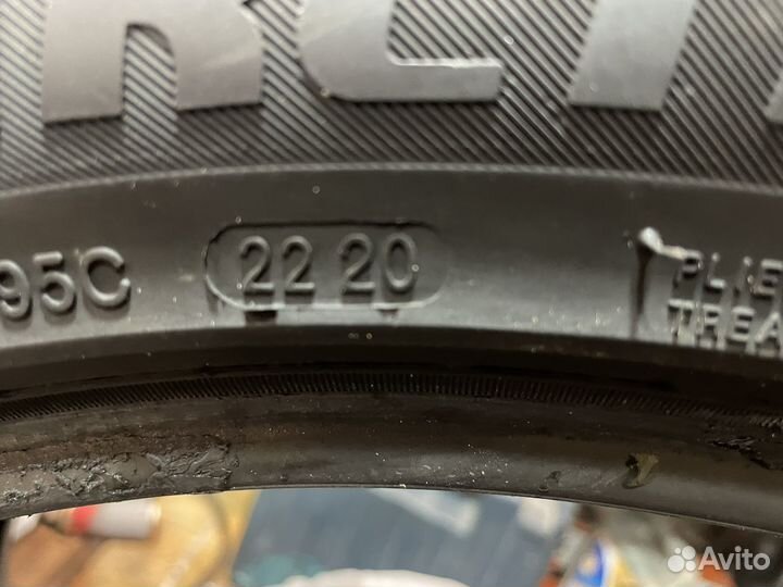 Zeta Antarctica Ice 245/45 R18