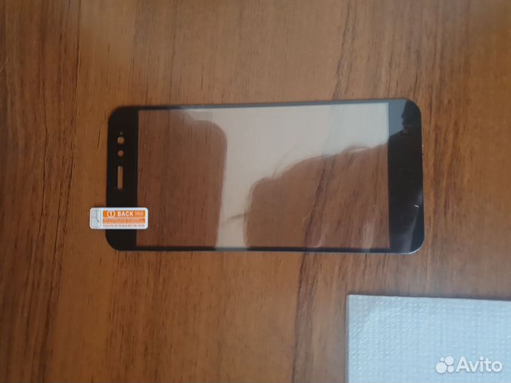 Защитное стекло на Xiaomi Mi A1/5X