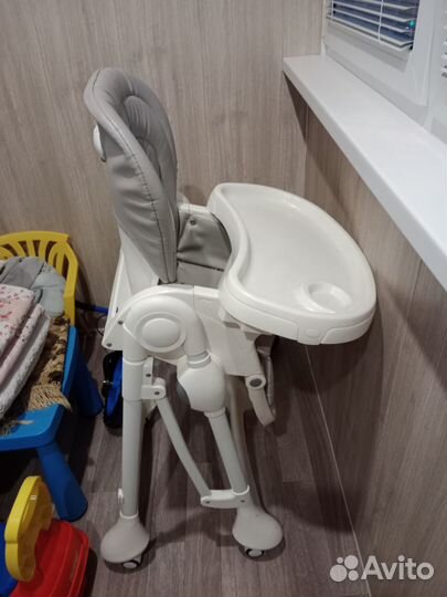 Детский стульчик для кормления tommy
