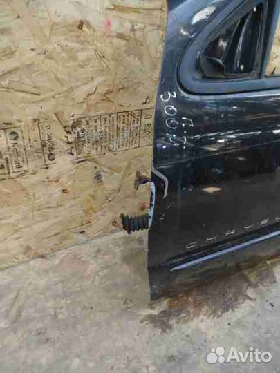 Дверь боковая Chrysler 300M (1998-2004)