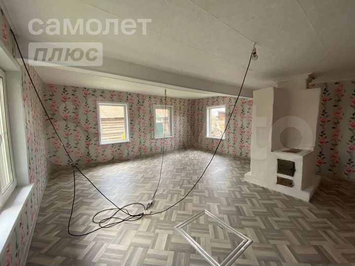Дом 54 м² на участке 15 сот.