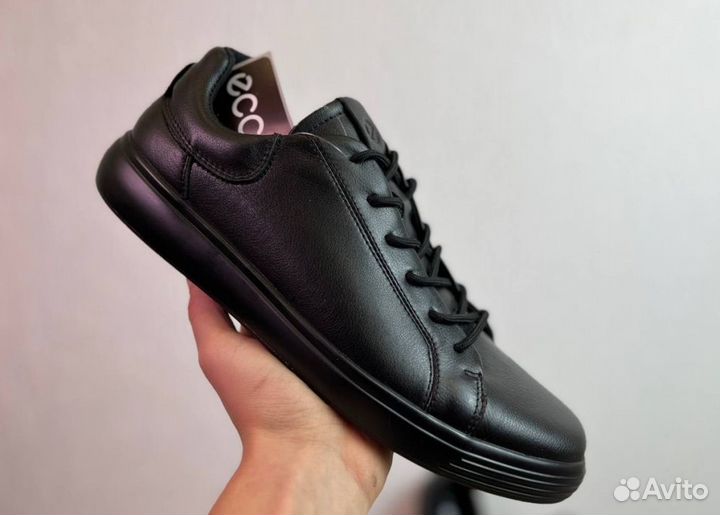 Кроссовки Ecco долговечные