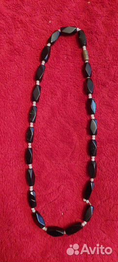 Бусы из натуральных камней