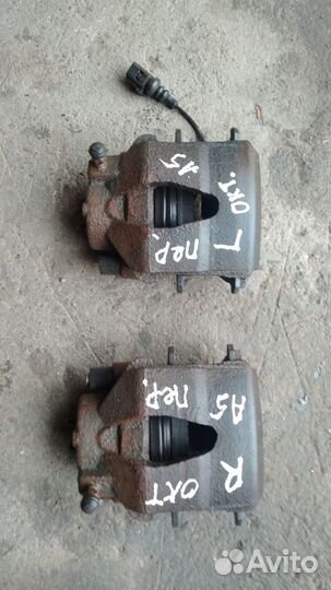 Передние тормозные суппорта Шкода Октавия А5