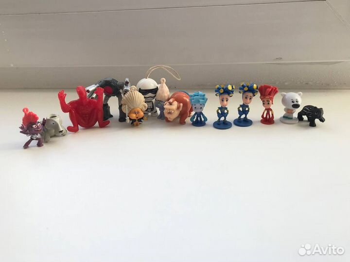 Игрушки из киндера