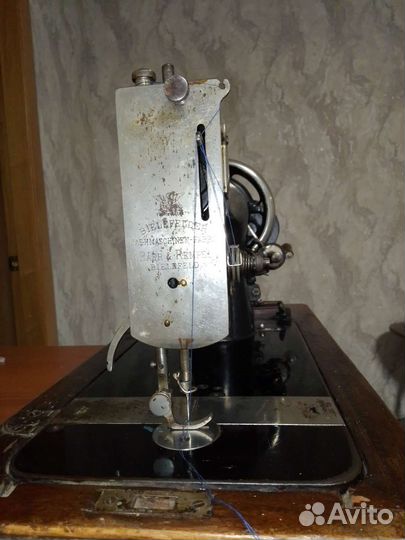 Швейная машинка ручная
