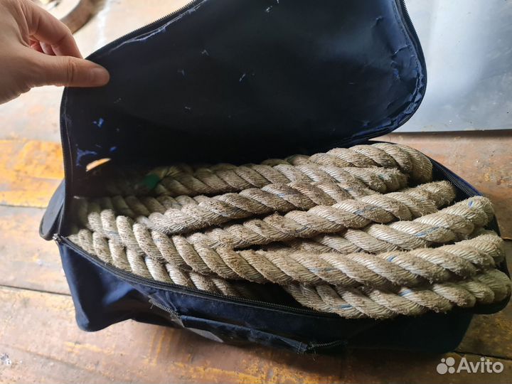 Трос буксировочный