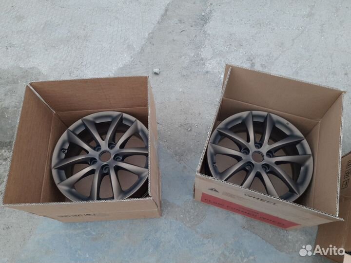 Nissan оригиналы R17 5x114,3 бронза супермат