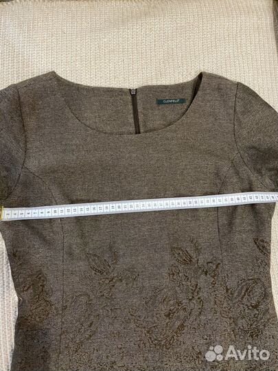 Платье женское 46 48