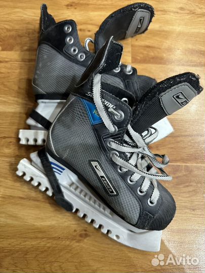 Хоккейные коньки bauer 12Y размер