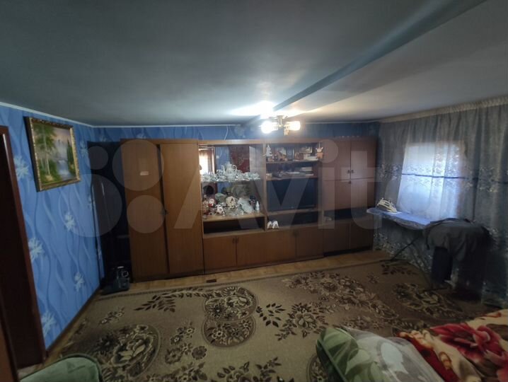 Дом 33,7 м² на участке 4 сот.