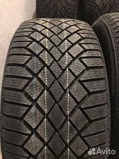 Continental ContiVikingContact 7 205/70 R15 115