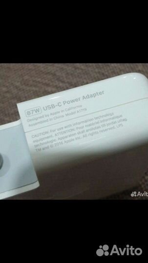 Apple USB-C power adapter 87w Model A1719