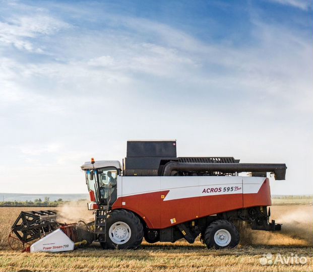 Механизатор комбайнер