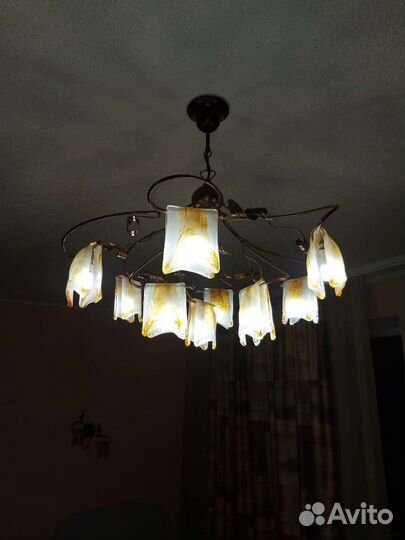 Люстра потолочная с бра