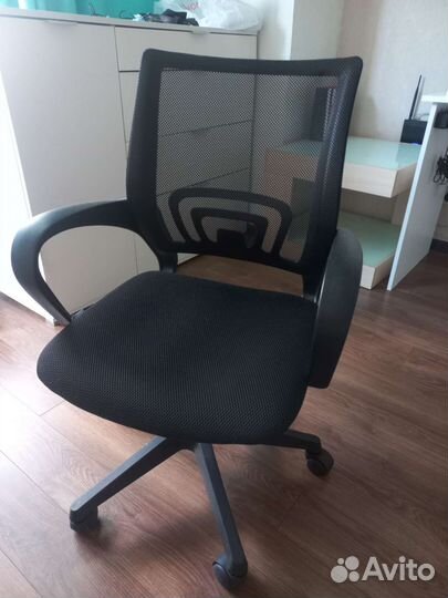 Компьютерное кресло