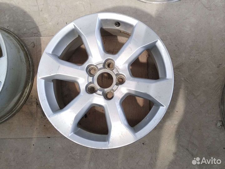 Диски литые r17 RAV4