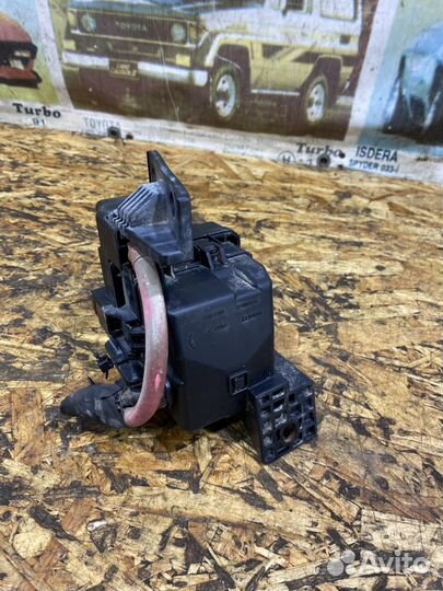 Блок предохранителей Рено Меган 3