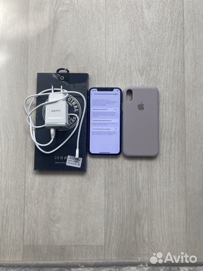 iPhone X, 64 ГБ