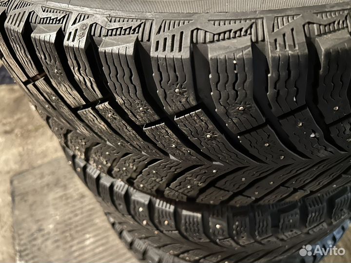 Michelin X-Ice North 4 225/50 R17