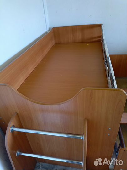 Двухъярусная кровать выдвижная бу