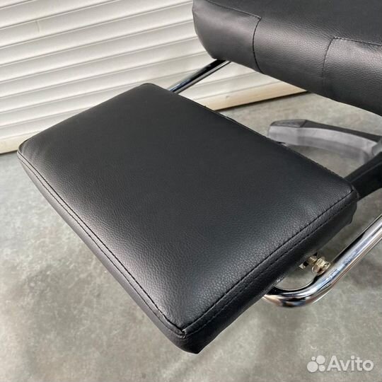 Компьютерное кресло / Игровое кресло