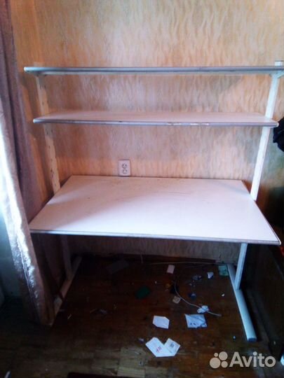 Письменный стол IKEA