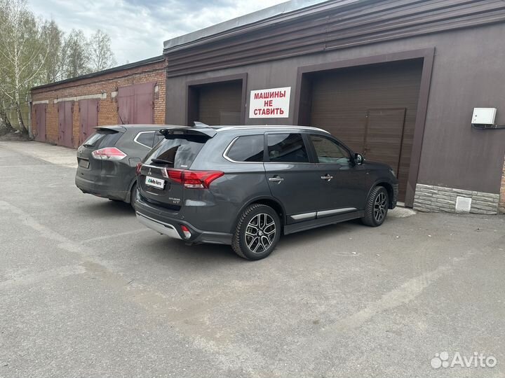 Mitsubishi Outlander 3.0 AT, 2019, 26 300 км
