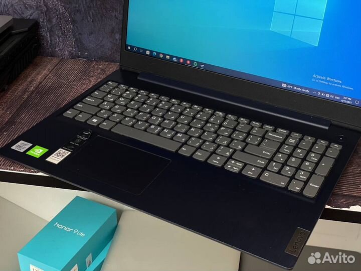 Lenovo ideapad i7-10510U/MX 330/1000gb