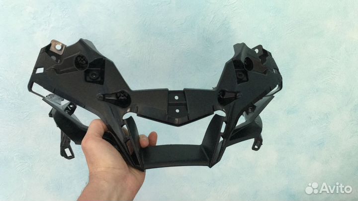 Крепление фары Yamaha YZF R1 2020-2023