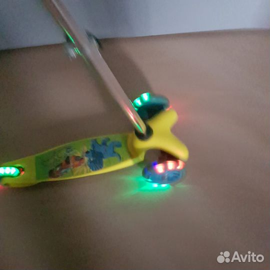 Продаётся самокат