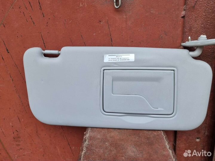 Козырек солнцезащитный правый Hyundai Getz