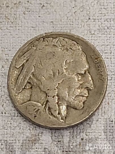 Монета номиналом 5 центов с изображением буйвола