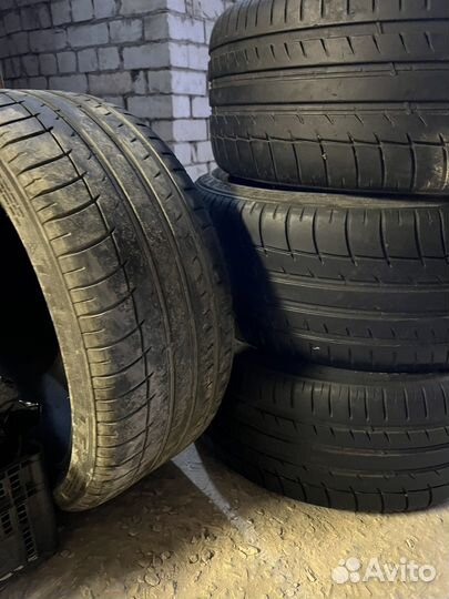 Triangle Sports TH201 245/35 R19