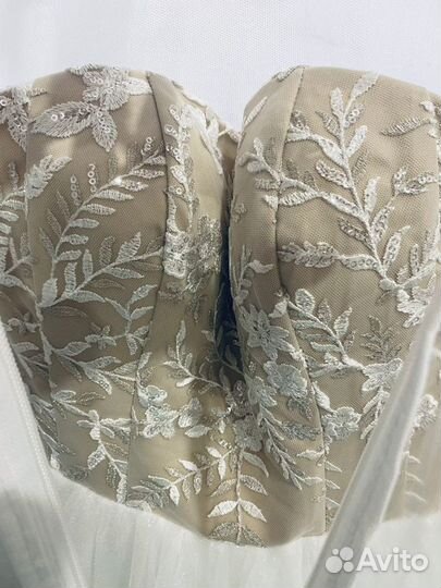 Свадебное платье пышное