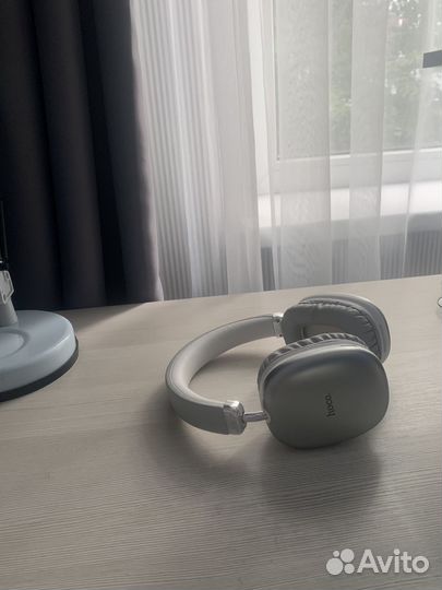 Беспроводные наушники