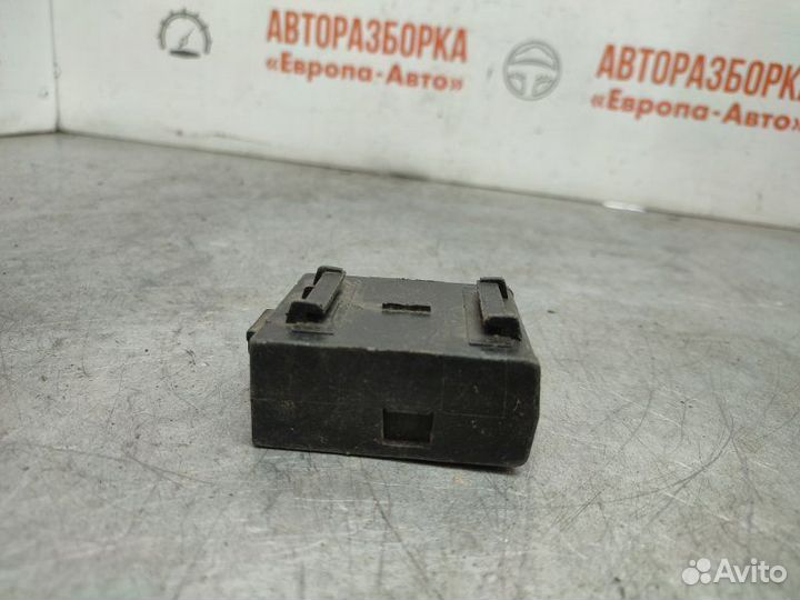 Блок управления сигнализацией Mercedes W211 седан