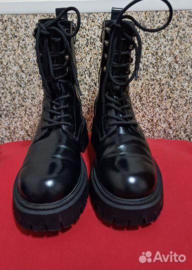 Демисезонные ботинки Эконика 40