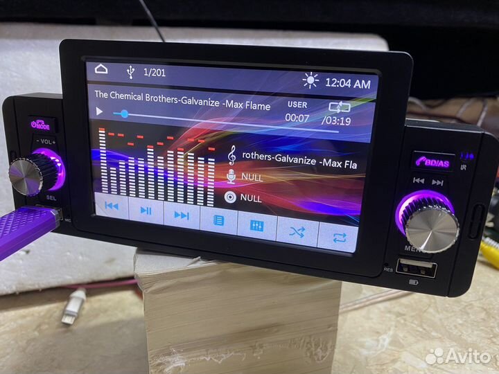 Магнитола с экраном 1 din